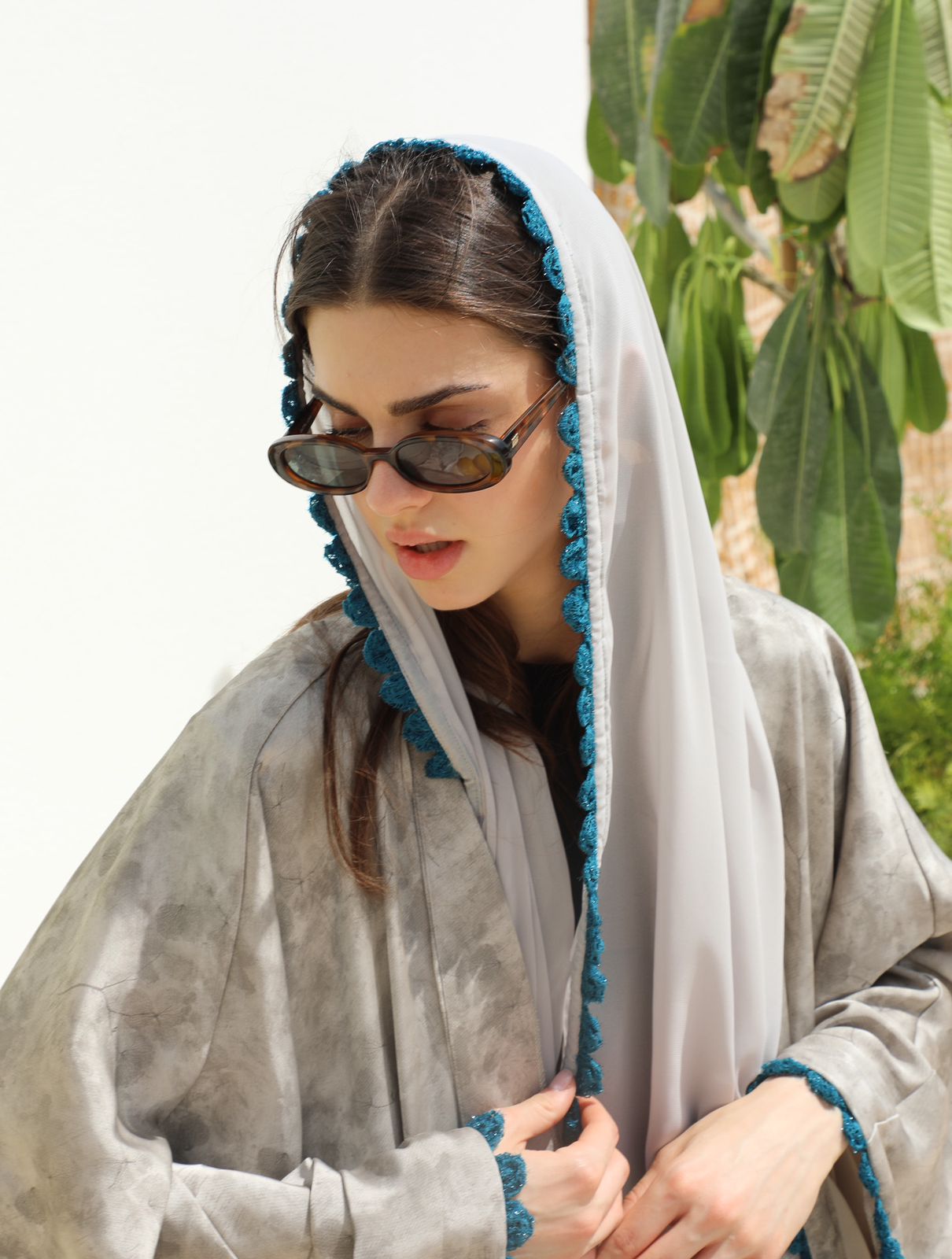 Desert Mist Abaya – Grey Marble Edition